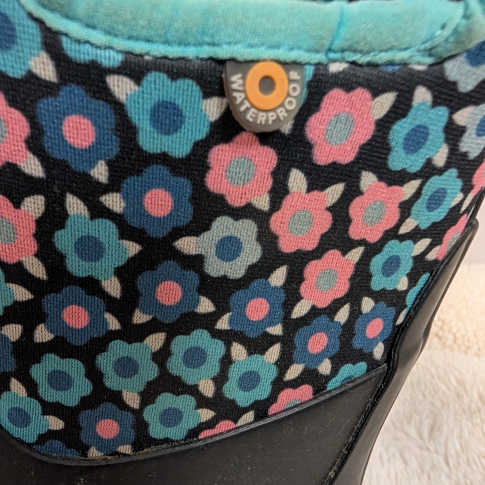 Bogs Boots Girls Size 3 Floral K Grasp Flowers  Flaw - Picture 8 of 12